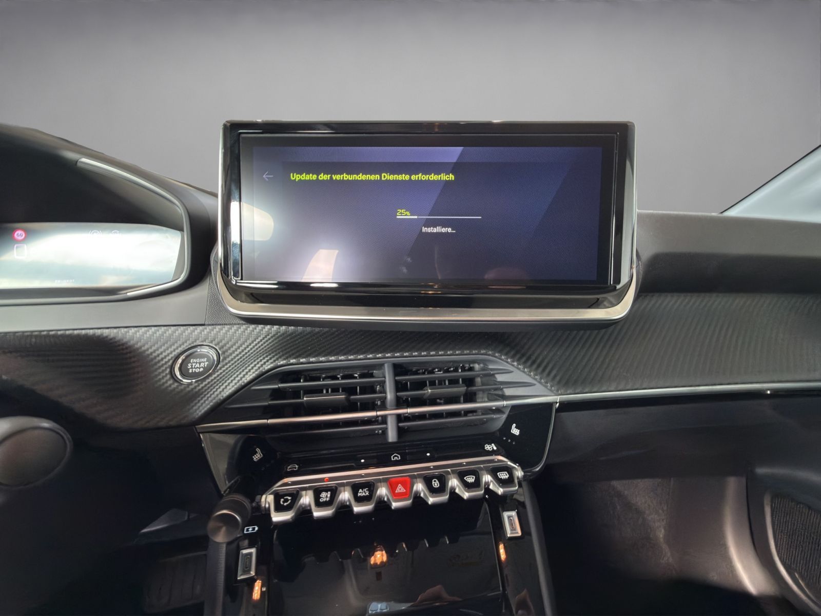 Peugeot 208 - Bild 15