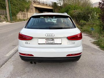 Audi Q3 - 4
