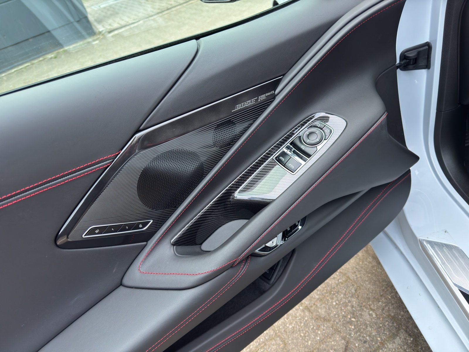 Fahrzeugabbildung Corvette C8 Coupe 3LT MY 2024 MAGNETIC/FRONT LIFT/EU-MODE