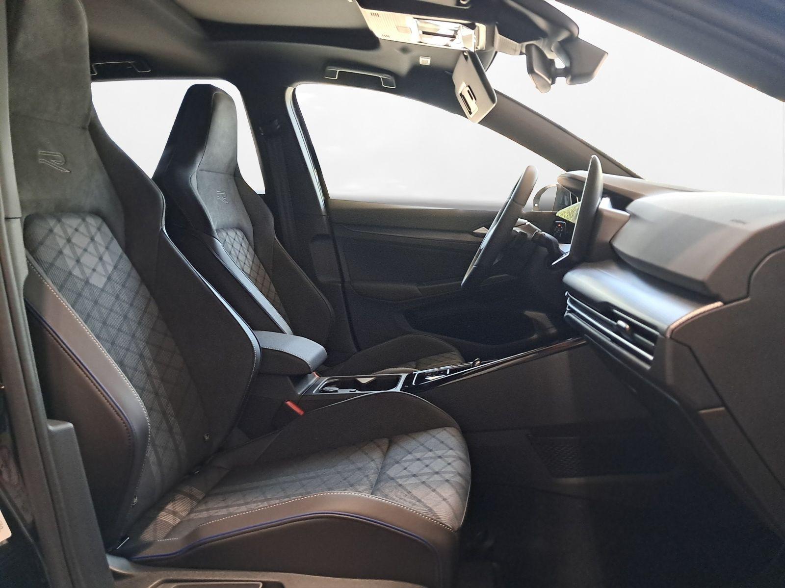 Volkswagen Golf R-Line 1,5 eTSI (150 PS) DSG Panodach, миниатюра 5