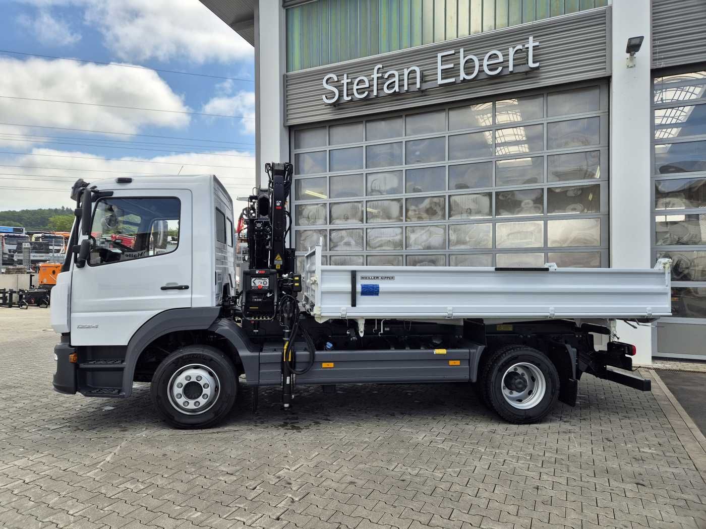 Fahrzeugabbildung Mercedes-Benz Atego 1224 KK Kipper+Kran+Funk+Greifersteuerung