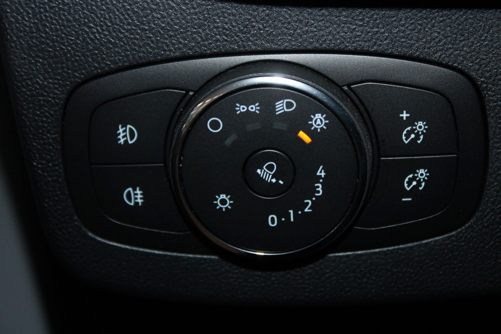 Fahrzeugabbildung Ford Puma ST-Line X Aut. LED Massage B&O Navi WinterP