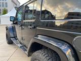 Jeep Wrangler Unlimited Black Edition 2.8 CRD Aut... - Jeep Wrangler aus 2013: Unlimited