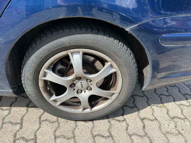 Toyota Avensis 1.8 Liftback