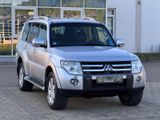 Mitsubishi Pajero 3.2 DI-D Intense Automatik AHK Tüv 05.27 - Mitsubishi Pajero: Intense