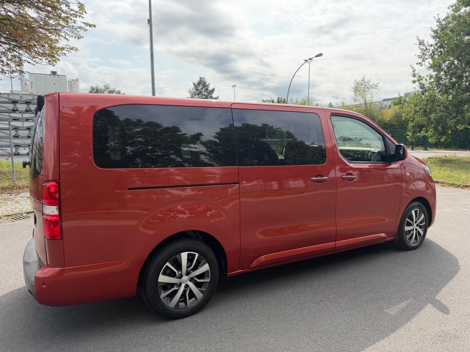 Toyota Proace Verso L2 Team Deutschland*8 Sitze*LANG