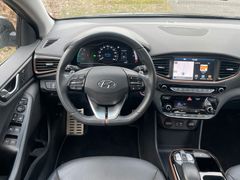 Fahrzeugabbildung Hyundai IONIQ Elektro Premium *Kamera*Totwinkel*ACC*LED*