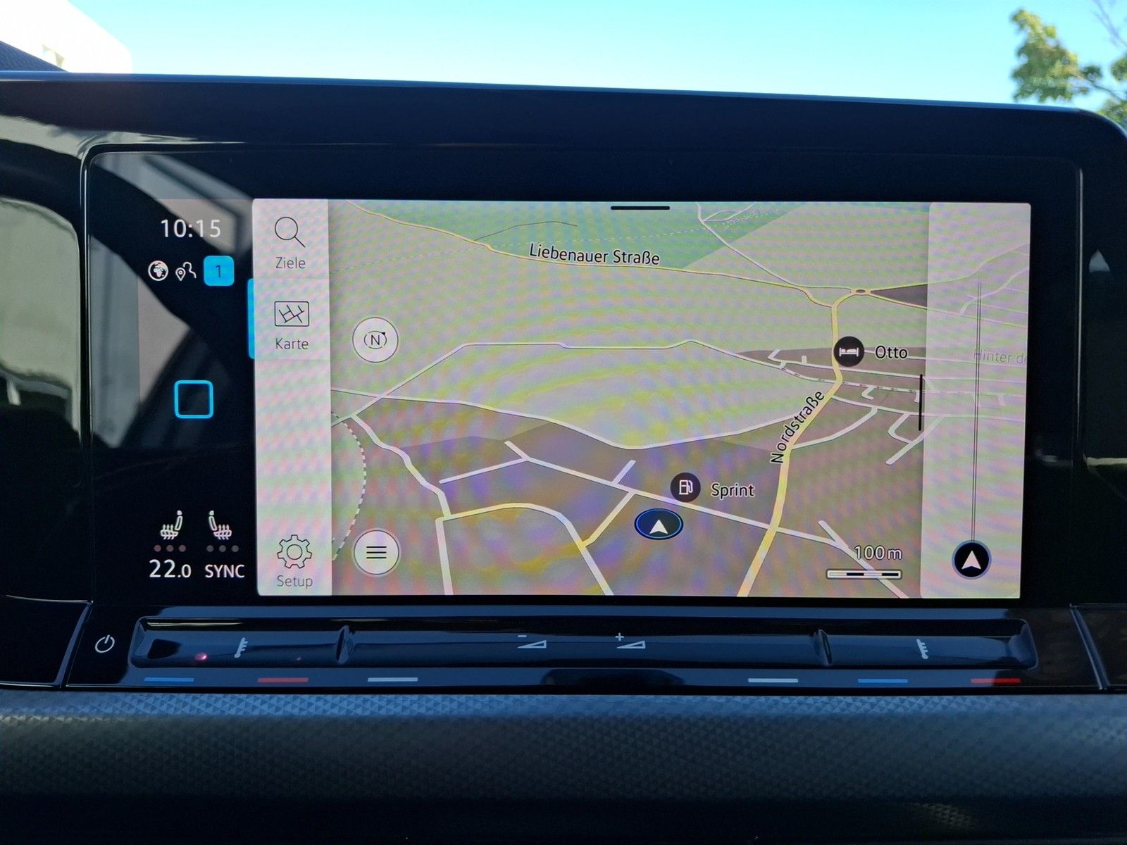 Fahrzeugabbildung Volkswagen Golf VIII TSI Active LED Navi AID SHZ PDC