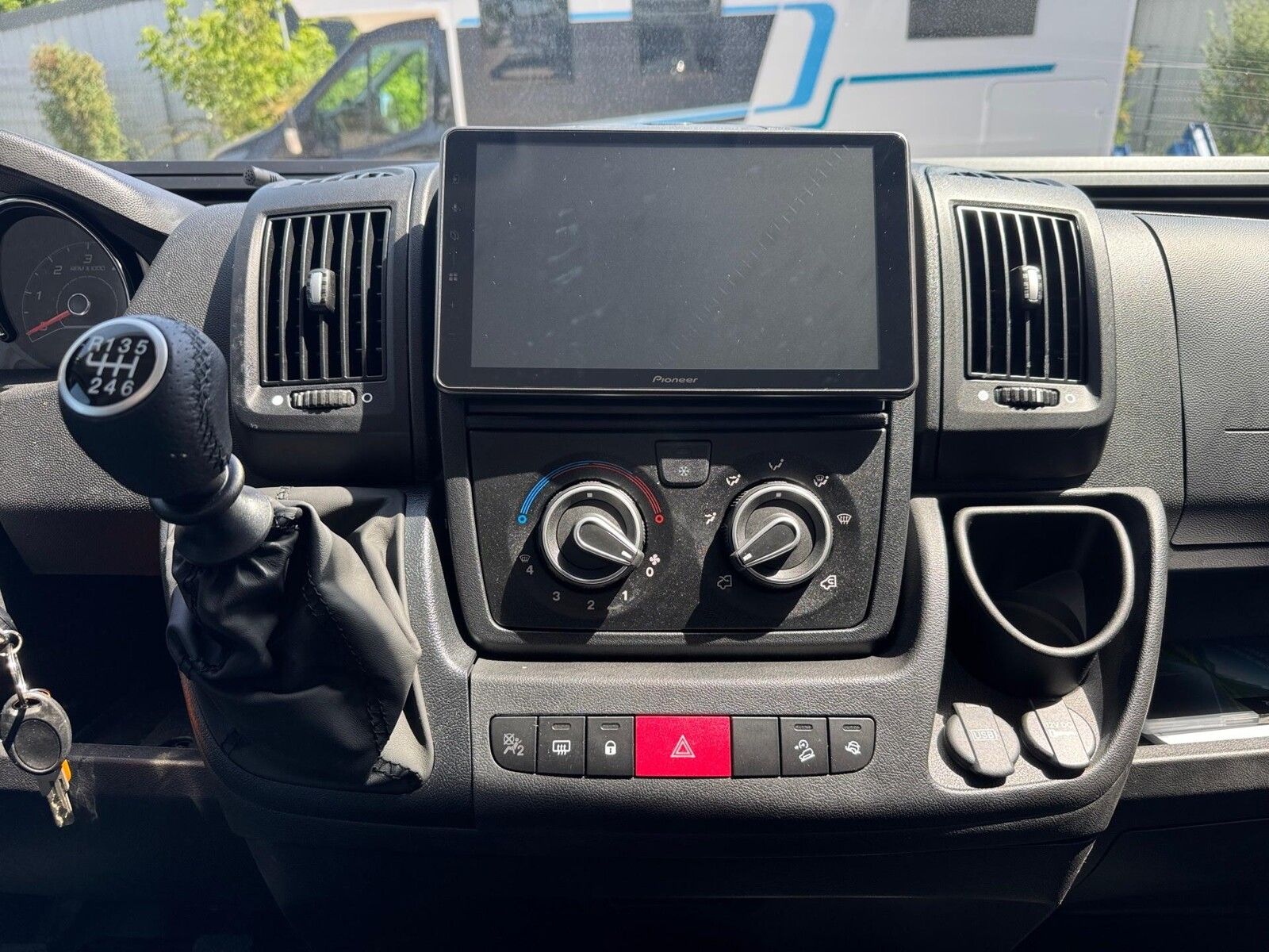 Fahrzeugabbildung Clever Runner Citroen 165 PS 6000 Euro geschenkt