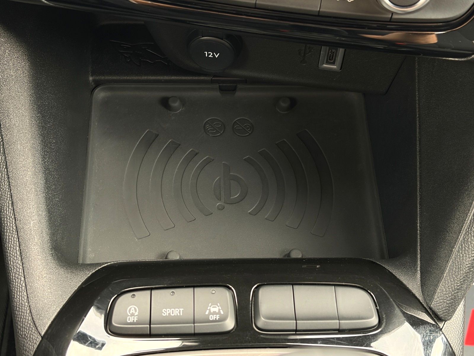 Fahrzeugabbildung Opel Corsa F GS 1.2 Turbo Matrix SHZ LHZ Navi Carplay