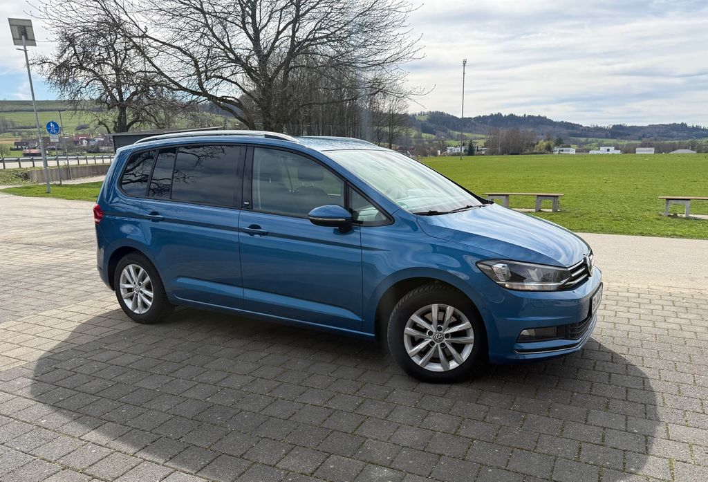 Image of Volkswagen Touran