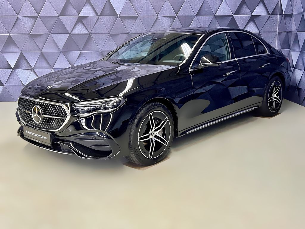 Image of Mercedes-Benz E 300