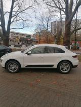 Porsche Macan S - Porsche Gebrauchtwagen in Ludwigsburg