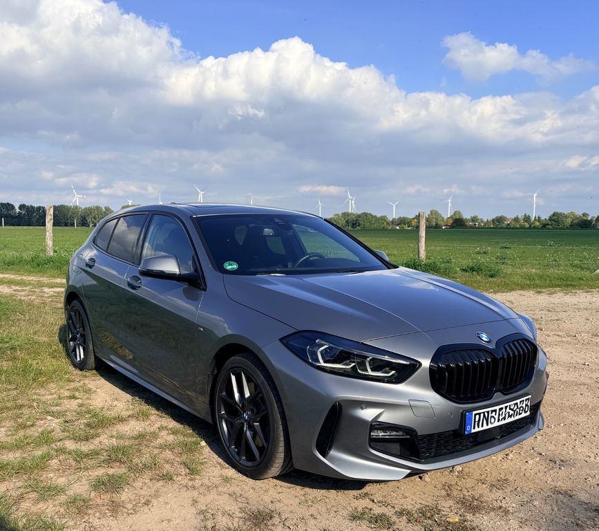 Image of BMW 120