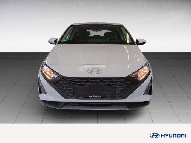 Fahrzeugabbildung Hyundai i20 FL (MY25) 1.2 Benzin (79 PS)  Select Navi Ap