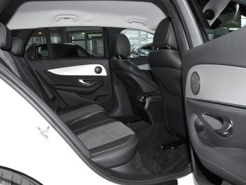 Mercedes E 300 - 7