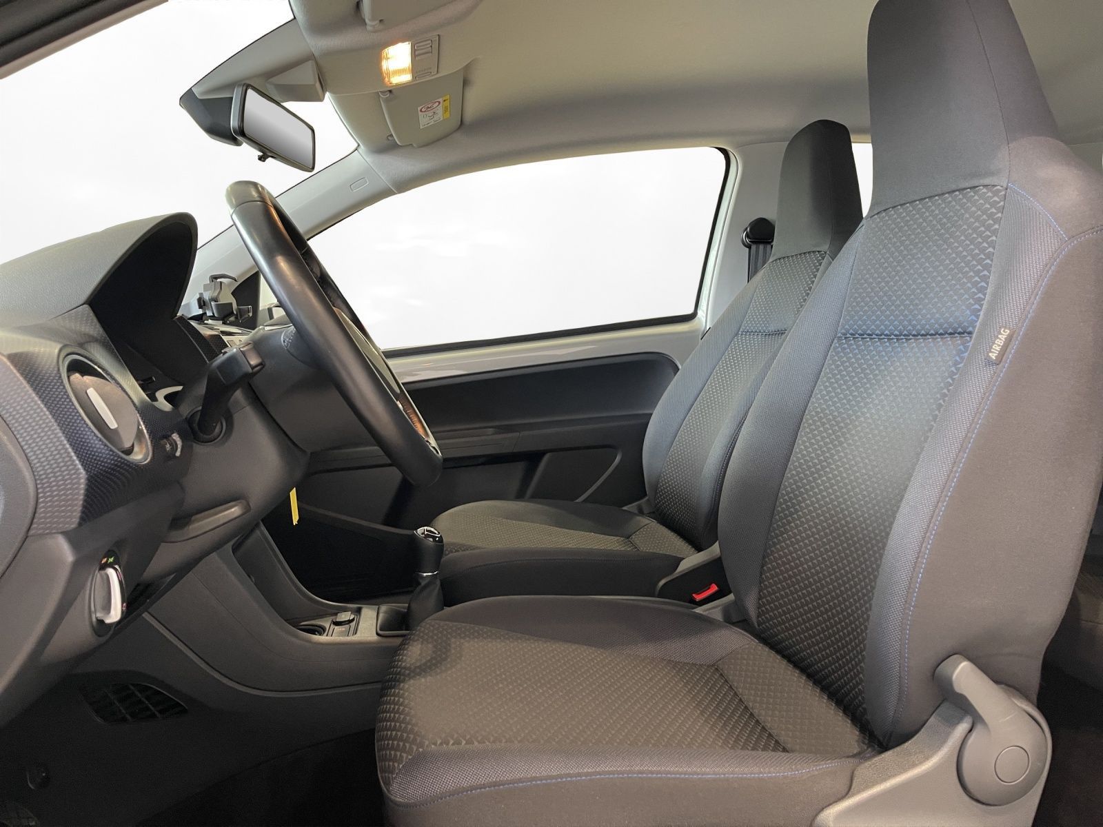 Volkswagen up! - Bild 17