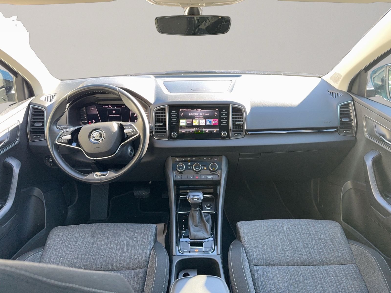 Karoq Style 4x4 2.0 TDI, Pano, LED, Business Amu