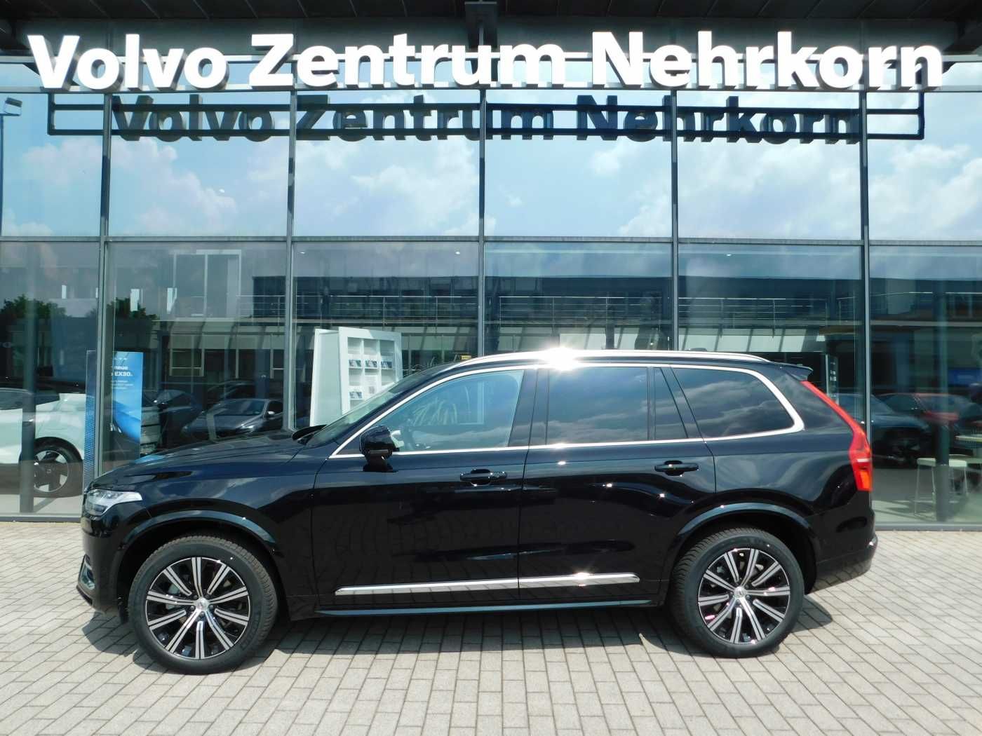 Fahrzeugabbildung Volvo XC90 B5 D AWD Plus Bright