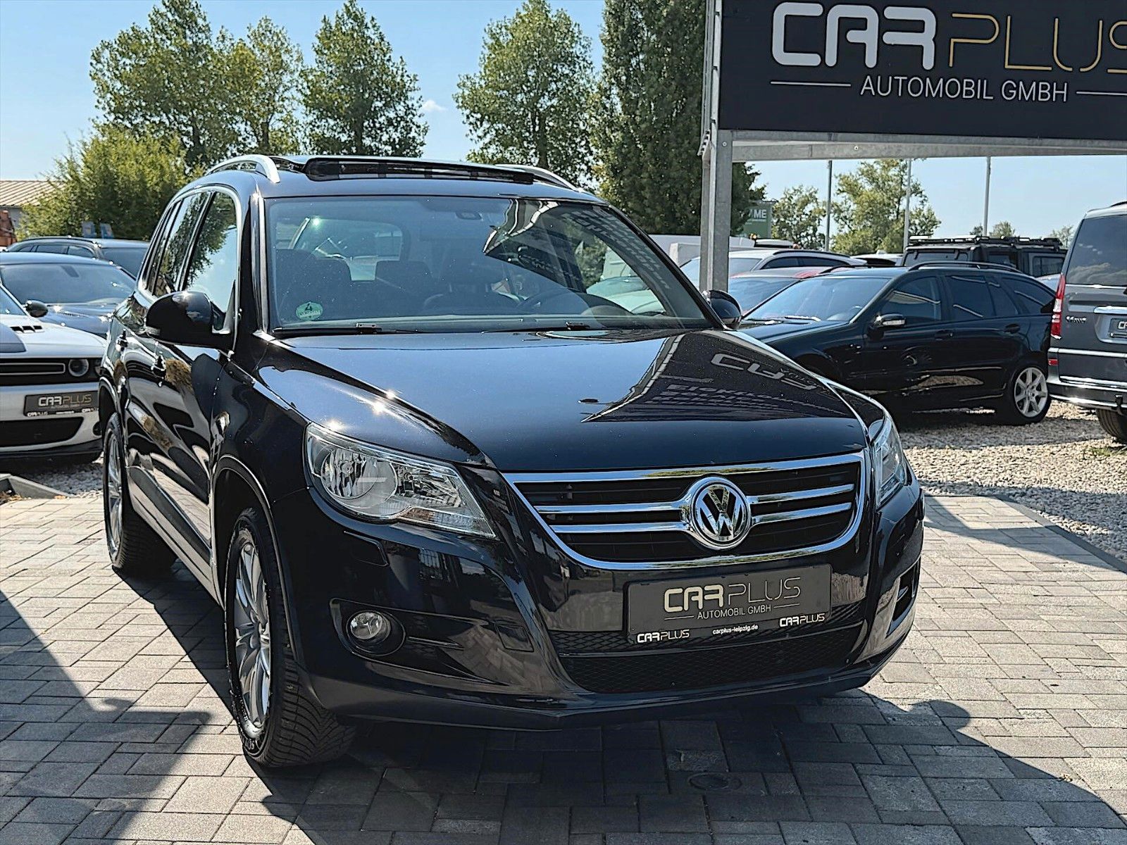 Fahrzeugabbildung Volkswagen Tiguan Sport & Style 4Motion *Pano*AHK*Klima*