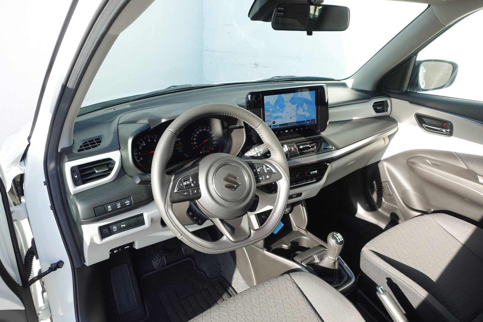 Fahrzeugabbildung Suzuki Swift Comfort+ 1.2 MildHybrid,Navi,Kamera,Sitzhz