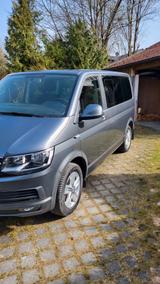 Volkswagen T6 Multivan - graue Volkswagen T6 Multivan