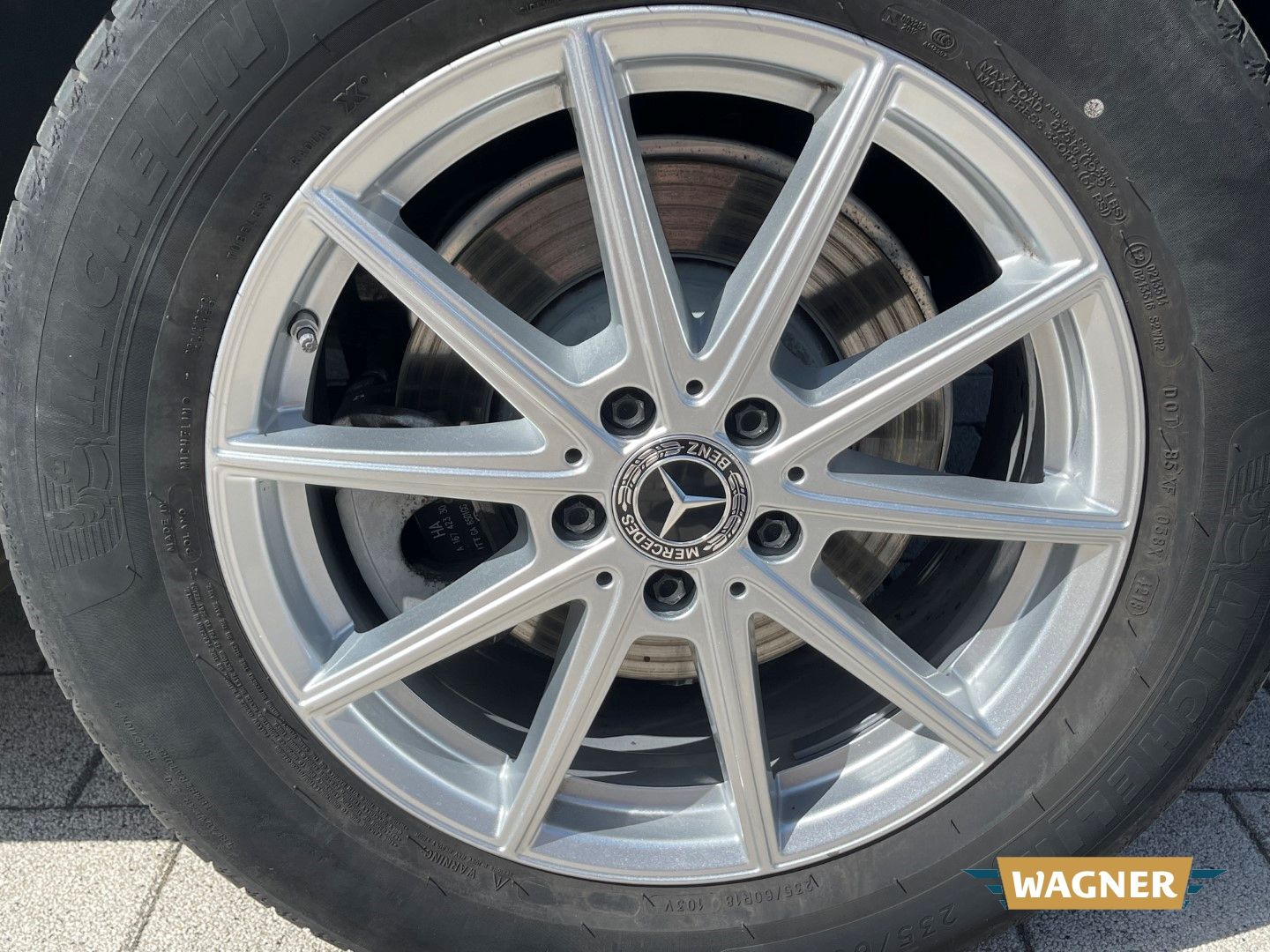 Fahrzeugabbildung Mercedes-Benz GLE 350 d 4Matic  Lenkradheizung