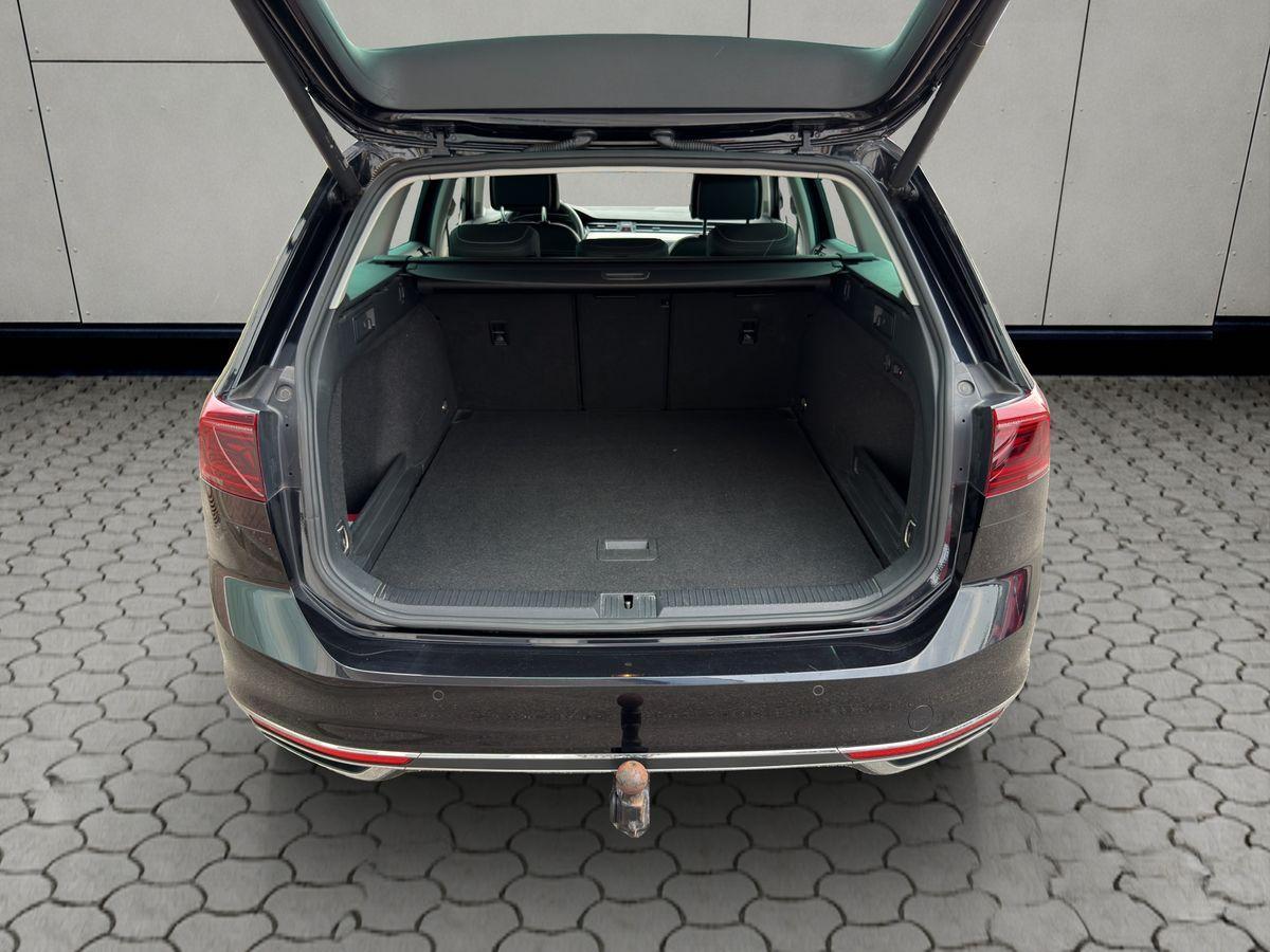Volkswagen Passat Elegance 2.0 TDI DSG Matrix AHK, миниатюра 12