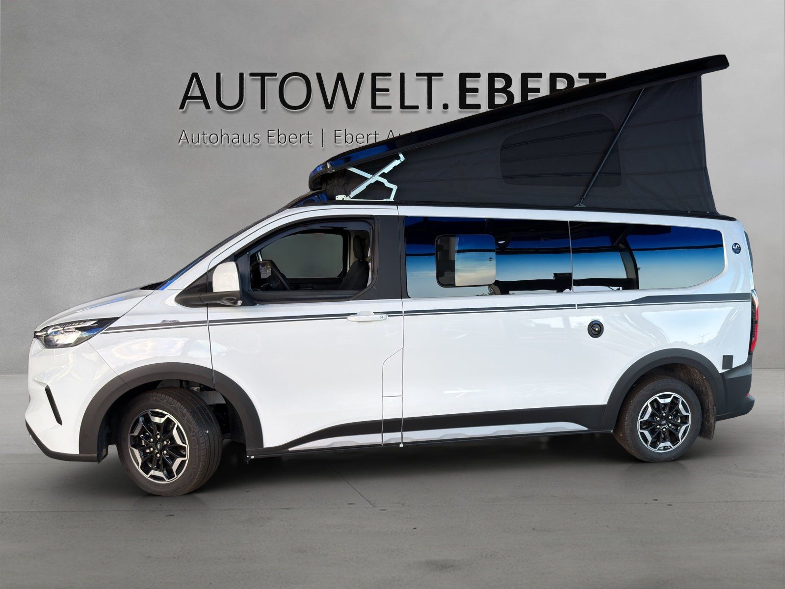 Fahrzeugabbildung Ford Nugget Camper 40 Jahre Edition Sofort Verfügbar