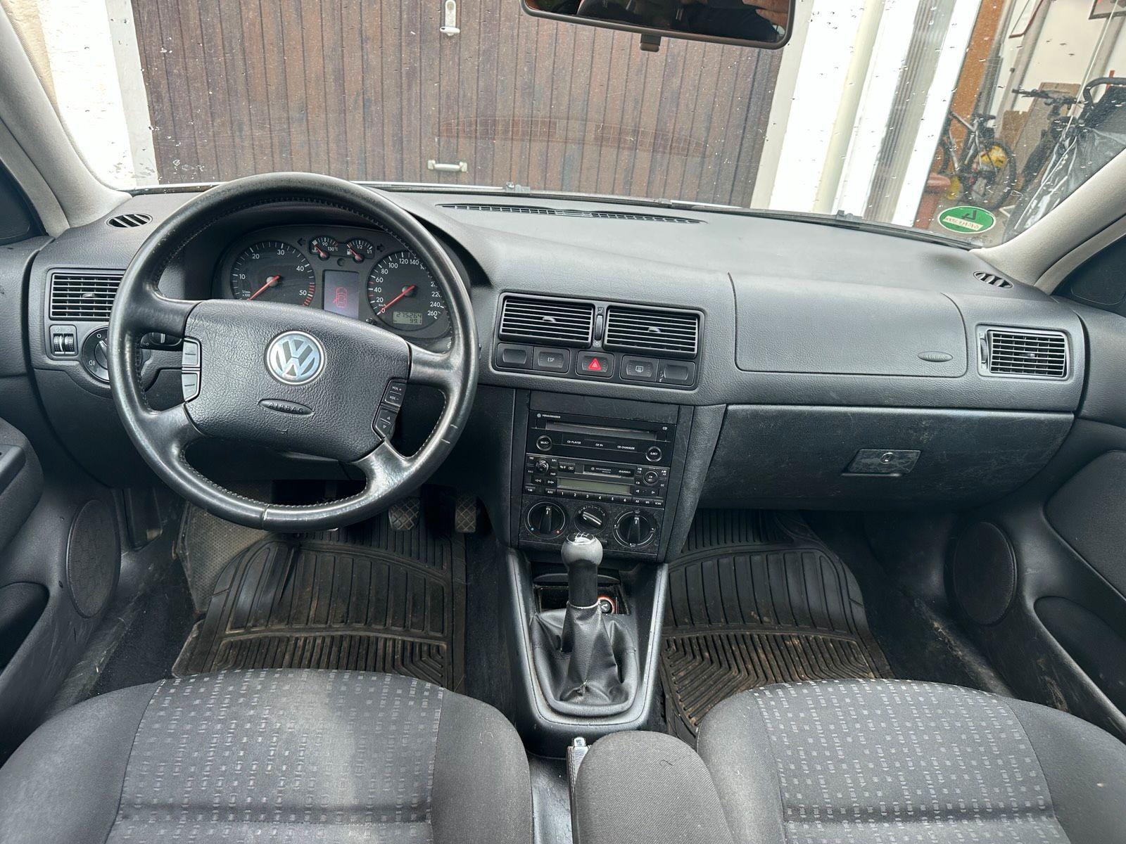 Volkswagen Golf 2004 — photo 10