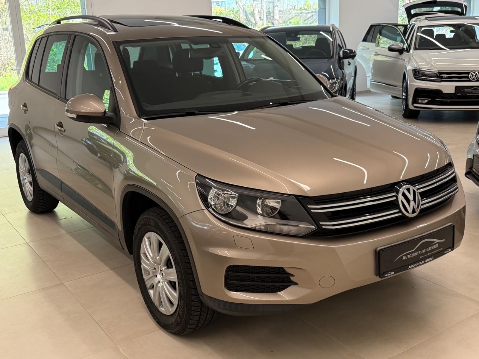 Volkswagen Tiguan Track & Field 4Motion DSG PANO AHK