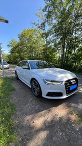 Audi S6 4.0 TFSI QUATTRO-AVANT-PANORAMA-AHK - weiße Audi S6