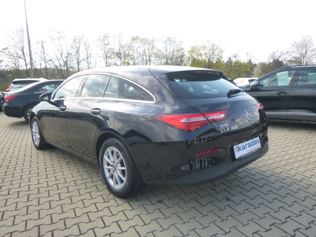 Fahrzeugabbildung Mercedes-Benz CLA 180 Shooting Brake >AUT/NAV/SHZ