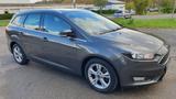 Ford Focus 1,0 EcoBoost Business Turnier / Euro 6 - Ford Focus mit Benzin-Antrieb: Kombi, 1.6