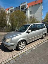 Kia Carens 2.0 16V EX - gebrauchte Kia Carens aus dem Jahr 2005