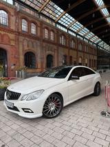 Mercedes-Benz Mercedes E Coupé 350cdi V6 Diesel / TOP Zu... - Mercedes-Benz 350 in Frankfurt (Main)