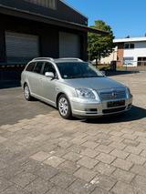 Toyota Avensis 2.0 Kombi - Scheckheft gepf... - Toyota Avensis aus 2004: Kombi