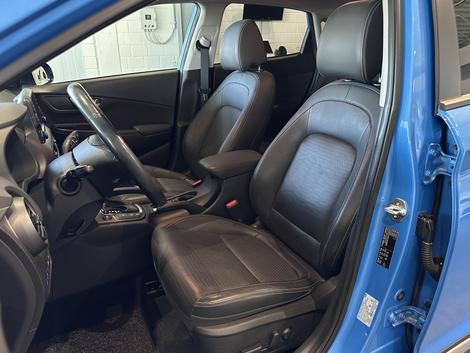 Hyundai Kona Premium 4WD *LEDER, AUTOMATIK, AHK, RFK*