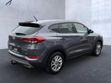 Hyundai Tucson Trend 4WD+KLIMAAUTOMATIK+PDC+AHK+1.HAND - Hyundai TUCSON Gebrauchtwagen in Erfurt