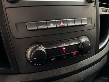 Mercedes Vito - 11