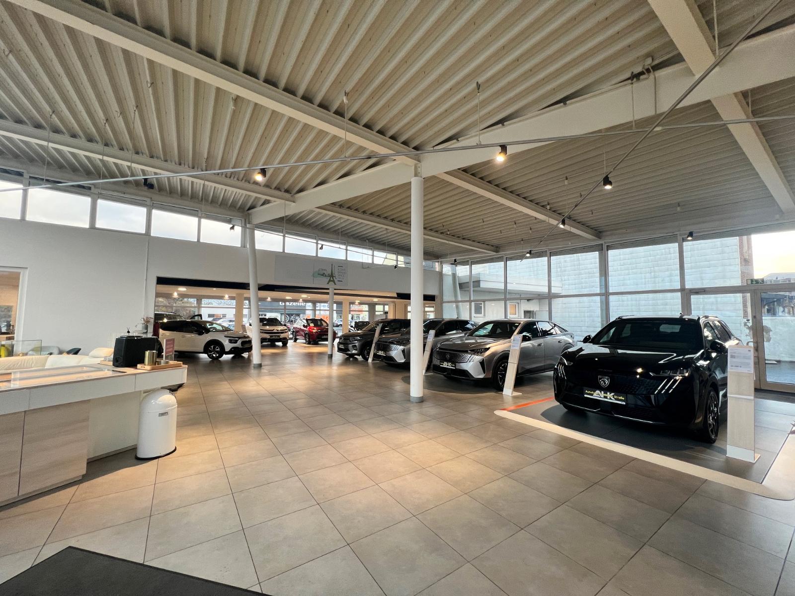 showroom-image-main