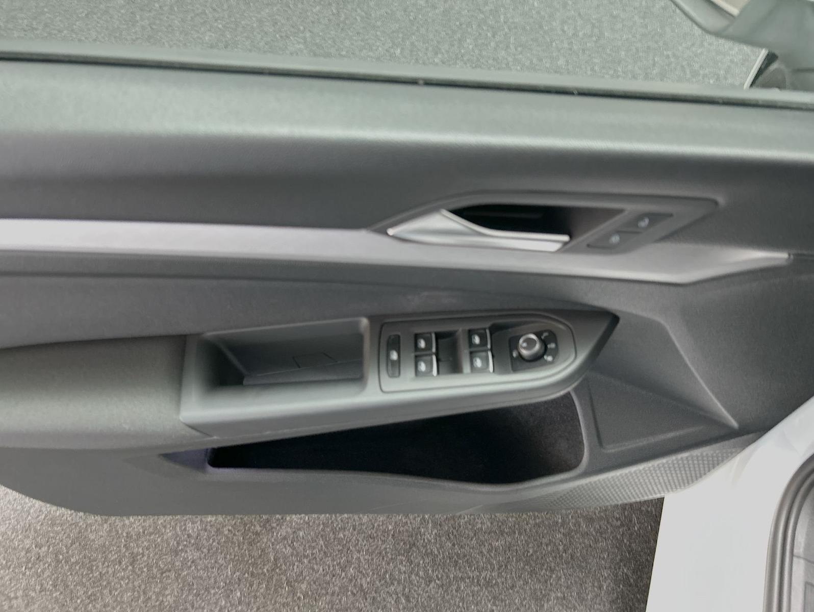 Volkswagen Golf VIII 2.0 TDI DSG Life, миниатюра 12