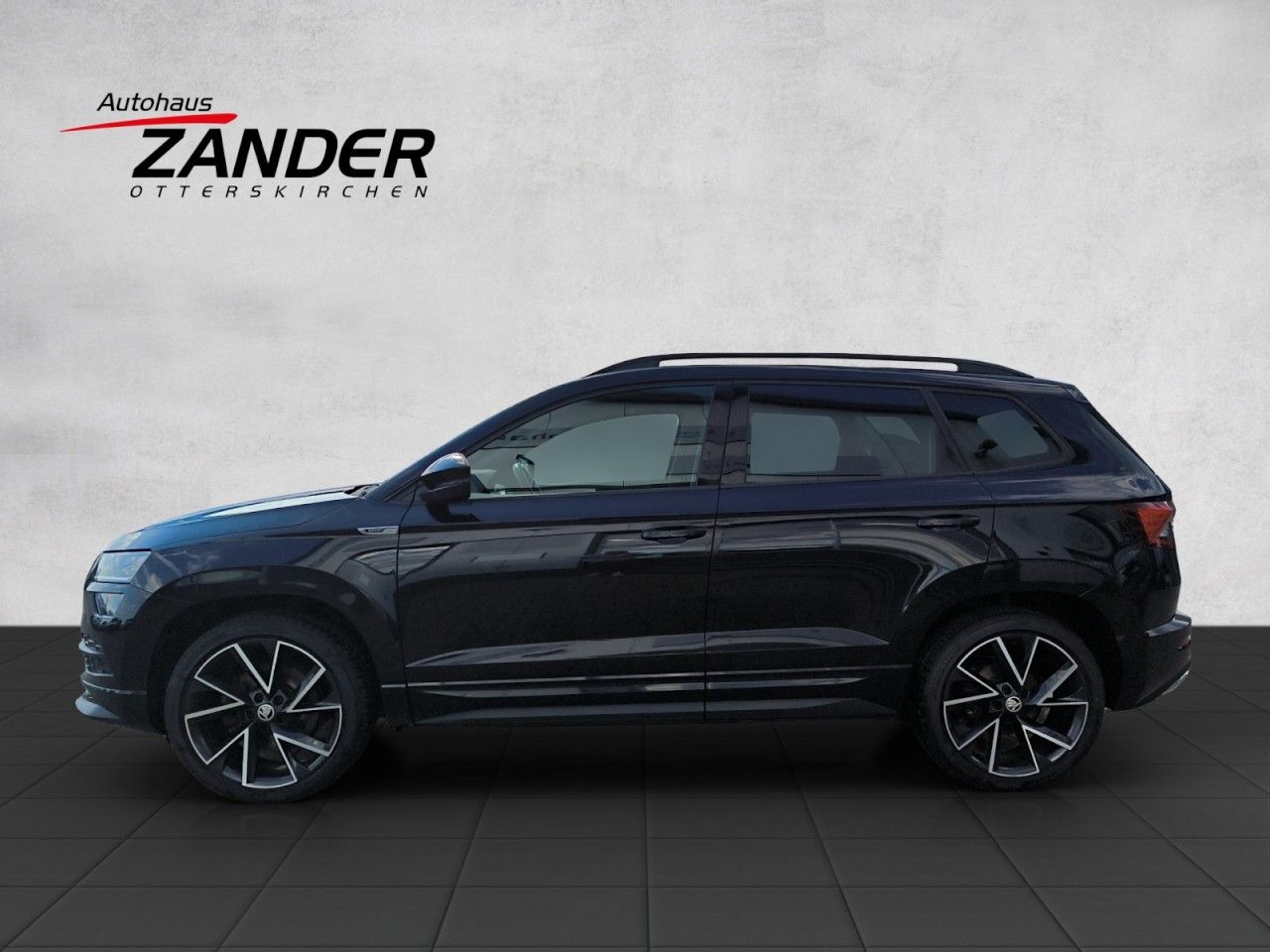 Fahrzeugabbildung SKODA Karoq Sportline 4x4 DSG,Navi,LED,SHZ