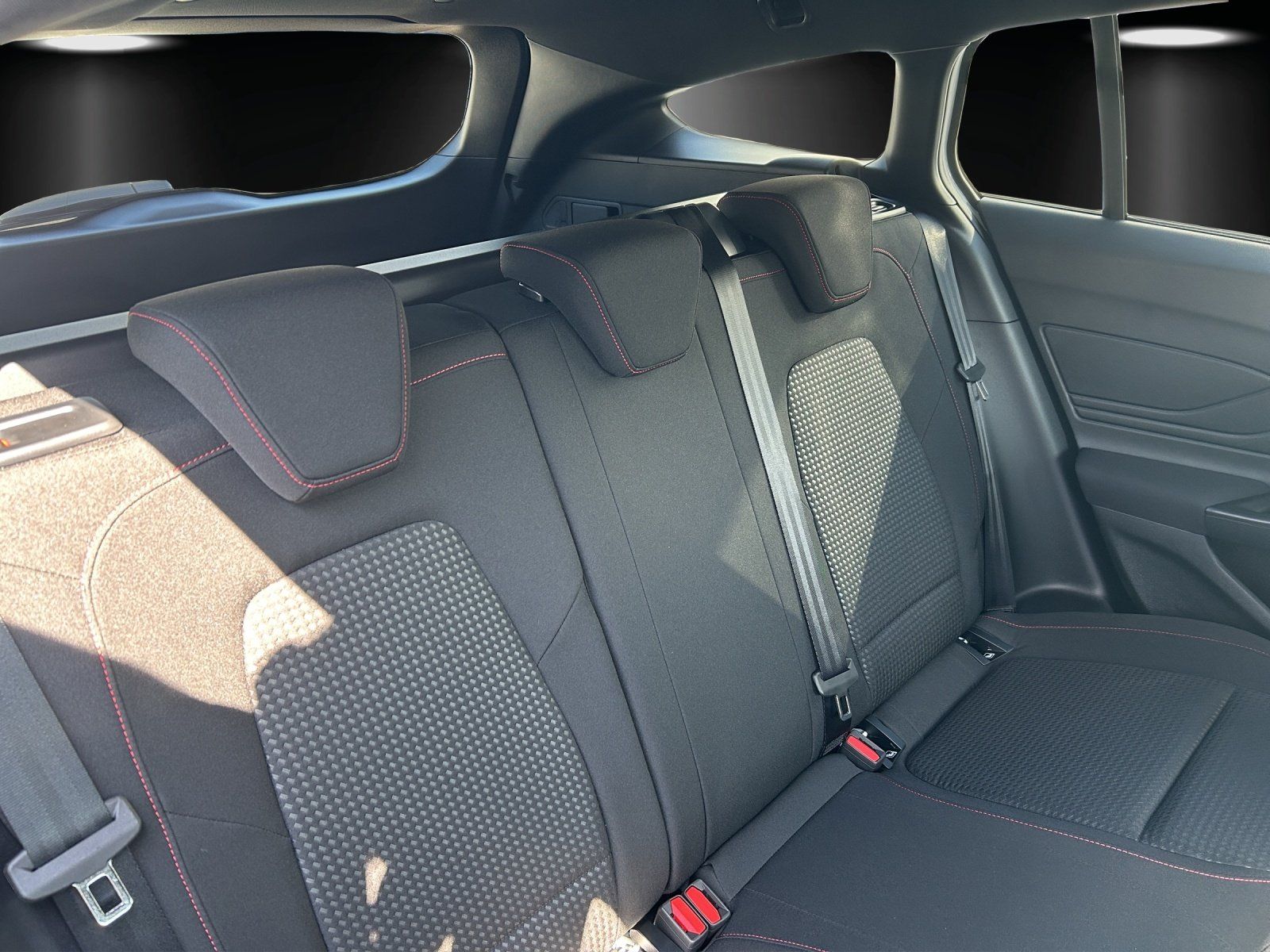 Fahrzeugabbildung Ford Focus Turnier 1,0 Ecoboost ST-Line