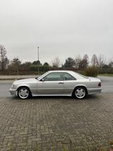 Mercedes-Benz C124 E220 W124 Coupe AMG Design Bodykit / Felgen - Mercedes-Benz E 220 mit Benzin-Antrieb: Sportwagen
