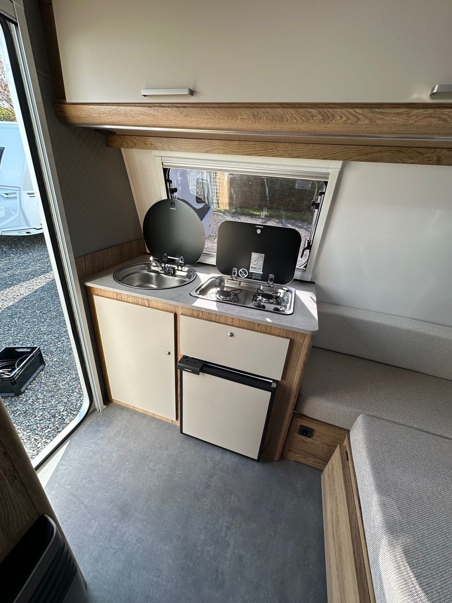 Fahrzeugabbildung Niewiadów Sonstige N 126 NL  AKS TRUMA ALU Moskito USB