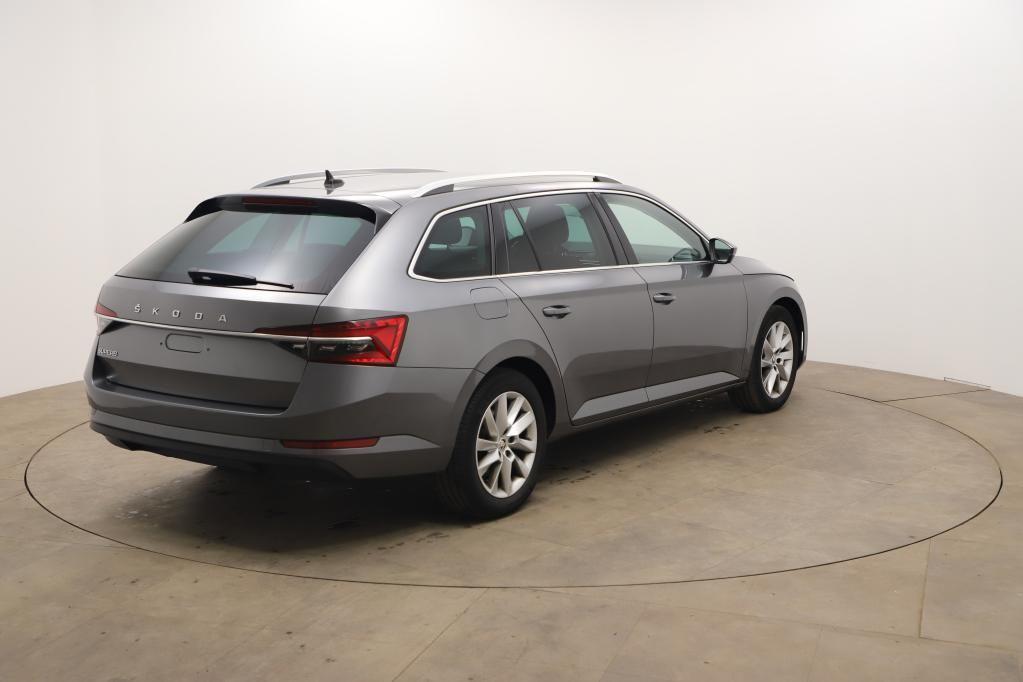 Skoda Superb Combi Style 2.0 TDI 110kW DSG LED*NAV*PDC, миниатюра 5