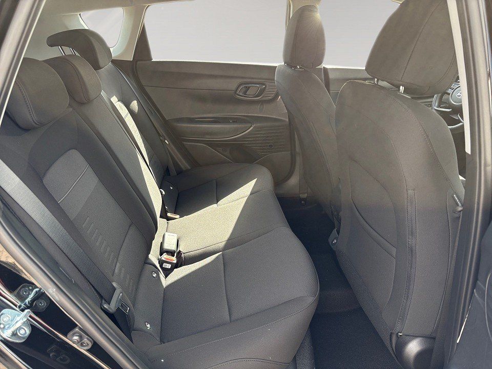 Fahrzeugabbildung Hyundai BAYON 1.0T 100PS Trend