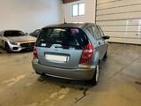 Mercedes-Benz A 150 A A 150-AUTOMATIK-SITZHEIZUNG-8 FACH- - Mercedes-Benz A 150 mit Benzin-Antrieb: Automatik