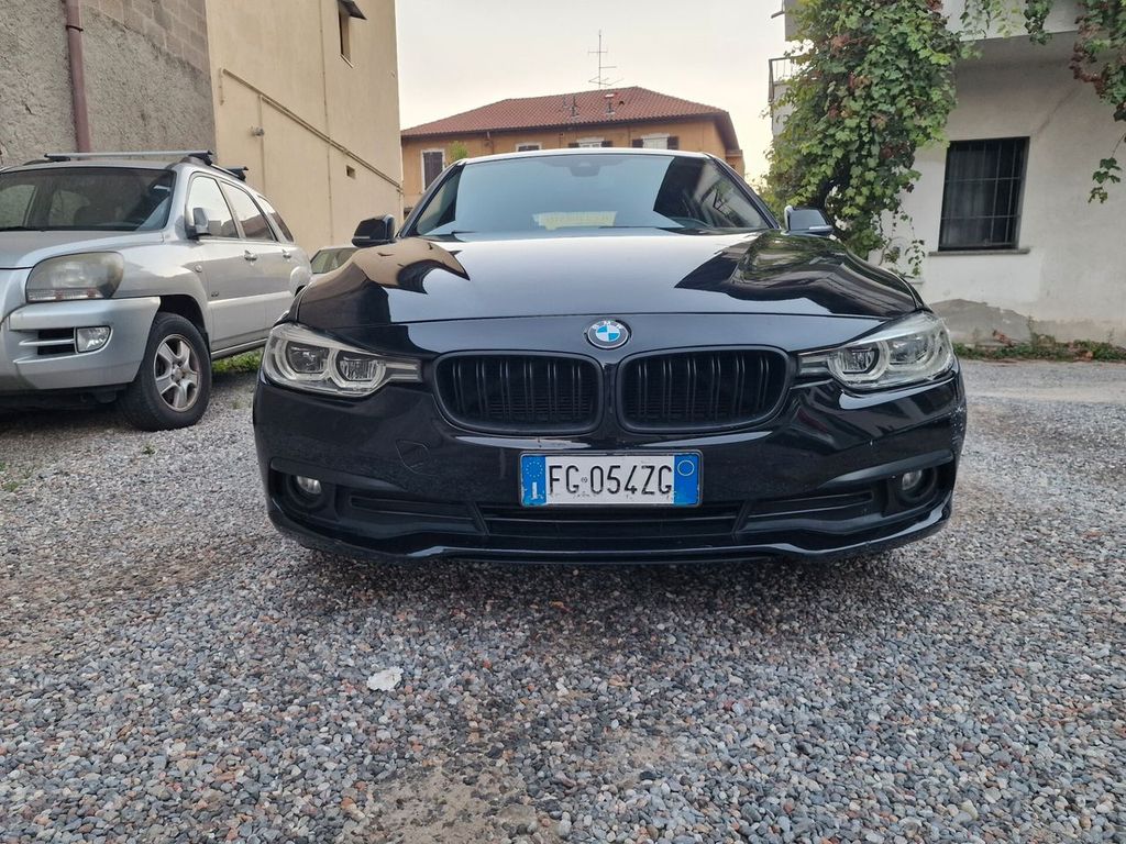 Image of BMW 320